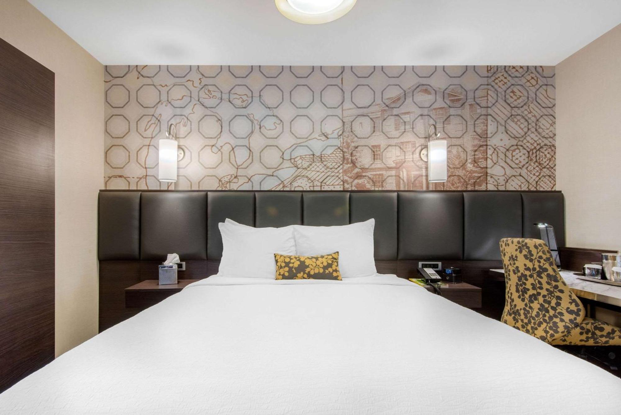 เดอะ ชองแปล็ง วอเตอร์ฟรอนต์ โฮเต็ล แอน แอสเซนด์ โฮเต็ล คอลเลคชั่น เมมเบอร์ Hotel โอริลเลีย ภายนอก รูปภาพ