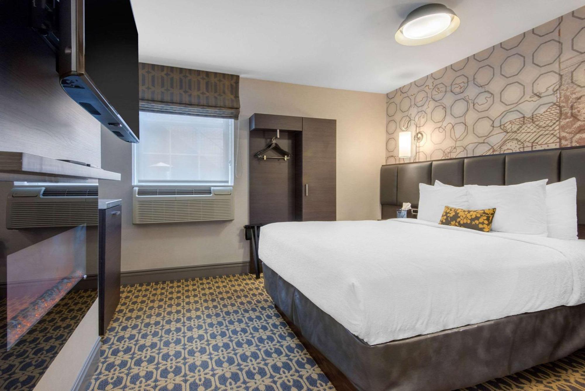 เดอะ ชองแปล็ง วอเตอร์ฟรอนต์ โฮเต็ล แอน แอสเซนด์ โฮเต็ล คอลเลคชั่น เมมเบอร์ Hotel โอริลเลีย ภายนอก รูปภาพ