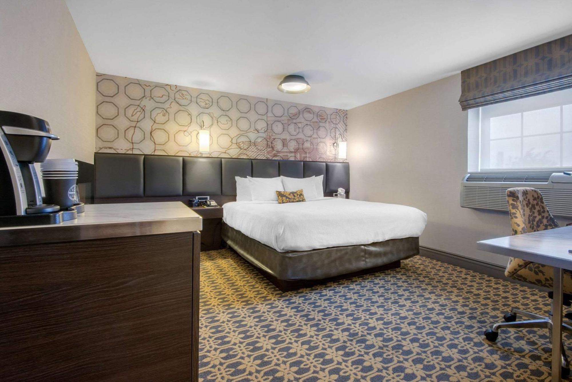 เดอะ ชองแปล็ง วอเตอร์ฟรอนต์ โฮเต็ล แอน แอสเซนด์ โฮเต็ล คอลเลคชั่น เมมเบอร์ Hotel โอริลเลีย ภายนอก รูปภาพ