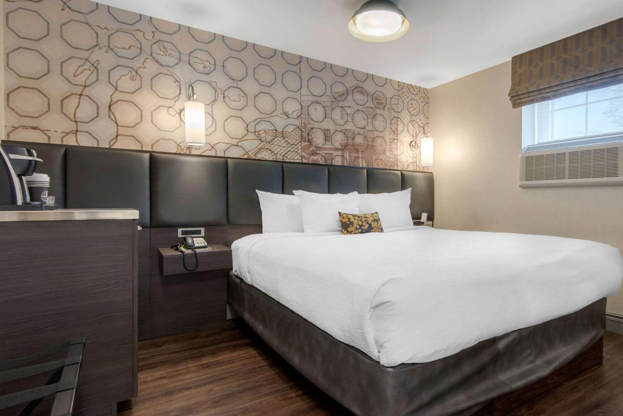 เดอะ ชองแปล็ง วอเตอร์ฟรอนต์ โฮเต็ล แอน แอสเซนด์ โฮเต็ล คอลเลคชั่น เมมเบอร์ Hotel โอริลเลีย ภายนอก รูปภาพ