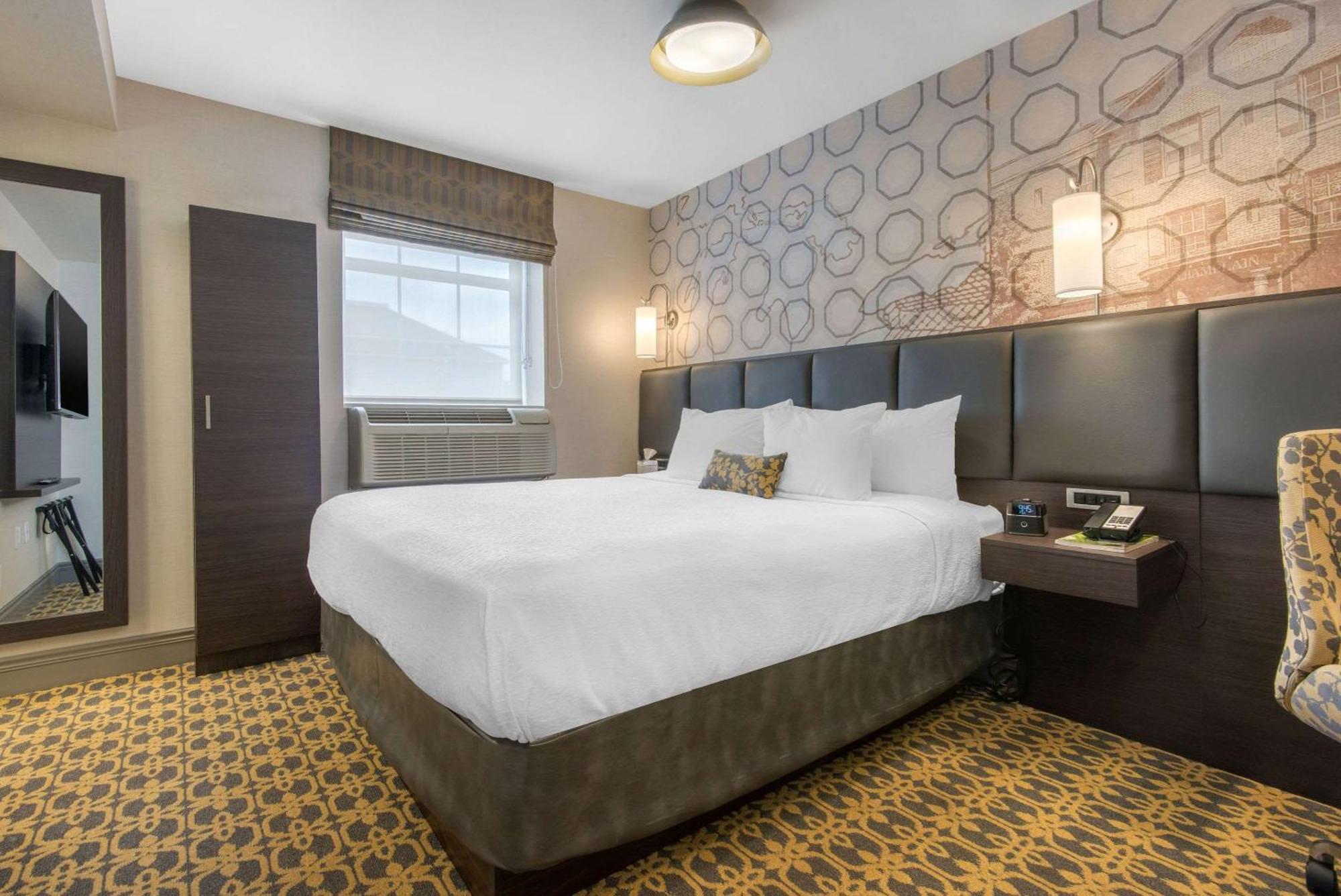 เดอะ ชองแปล็ง วอเตอร์ฟรอนต์ โฮเต็ล แอน แอสเซนด์ โฮเต็ล คอลเลคชั่น เมมเบอร์ Hotel โอริลเลีย ภายนอก รูปภาพ