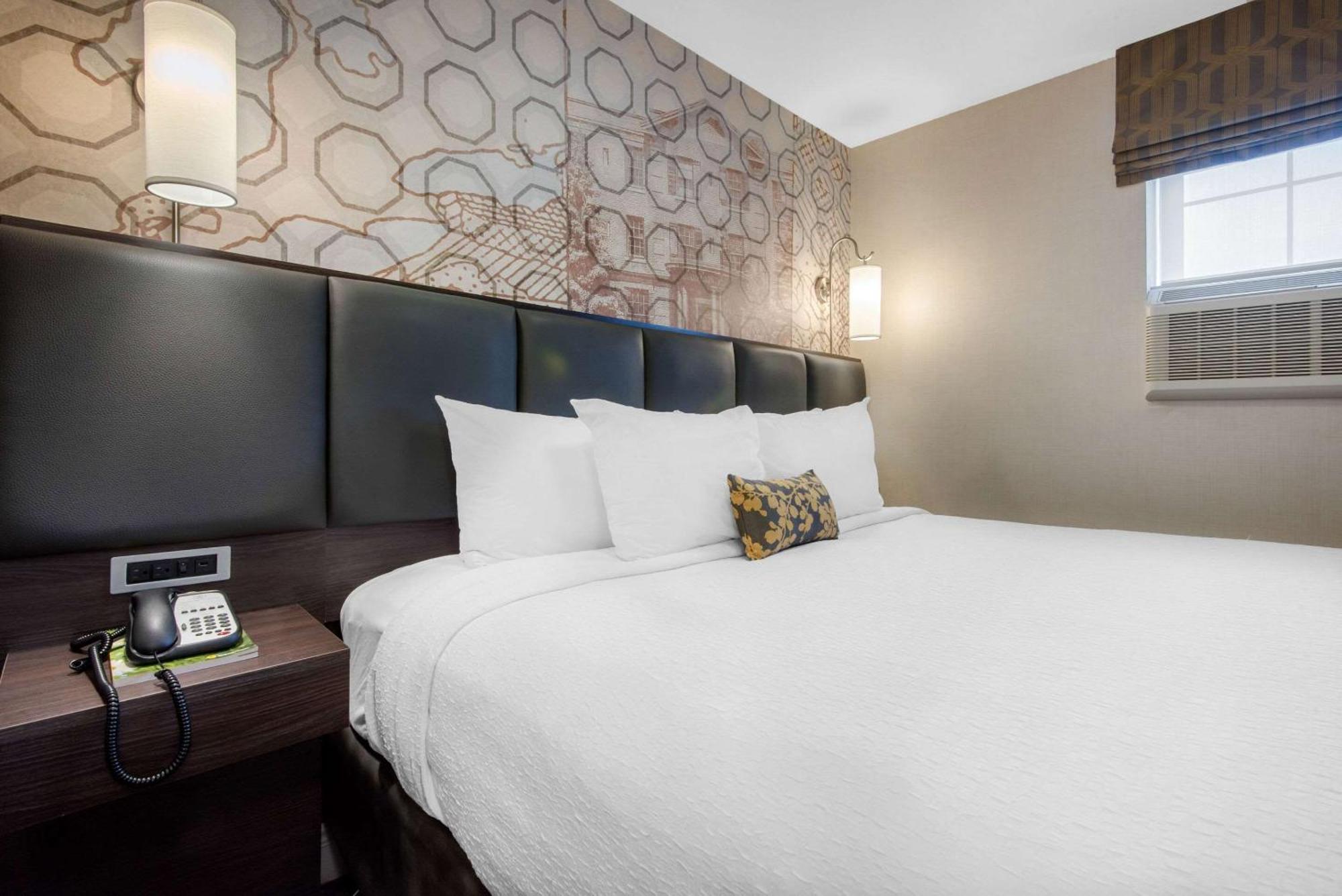 เดอะ ชองแปล็ง วอเตอร์ฟรอนต์ โฮเต็ล แอน แอสเซนด์ โฮเต็ล คอลเลคชั่น เมมเบอร์ Hotel โอริลเลีย ภายนอก รูปภาพ