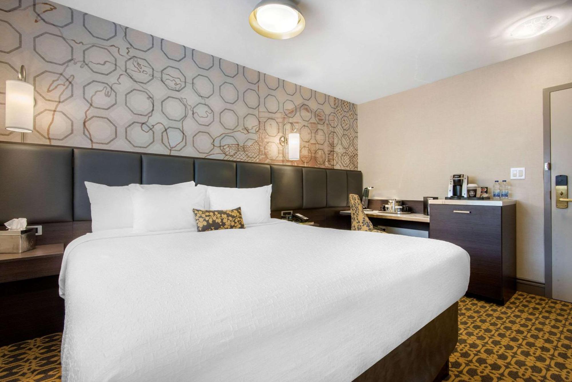 เดอะ ชองแปล็ง วอเตอร์ฟรอนต์ โฮเต็ล แอน แอสเซนด์ โฮเต็ล คอลเลคชั่น เมมเบอร์ Hotel โอริลเลีย ภายนอก รูปภาพ